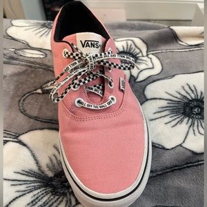 Women pink tie vans